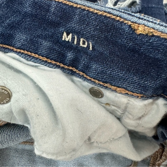 American Eagle Shorts Denim Jean Midi The Dream Dark Wash Blue Solid Ripped Knit - Picture 6 of 7